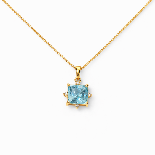 Aquamarine Pendant in Yellow Gold With Diamonds